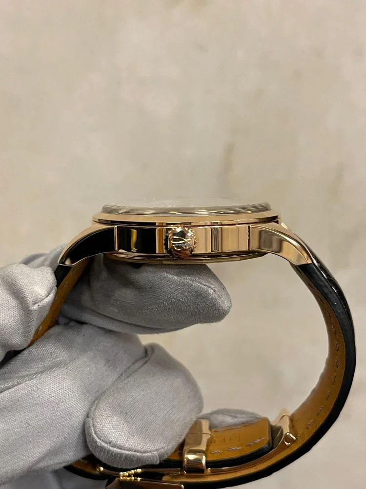 Breitling Transocean Day & Date R4531012/BB70